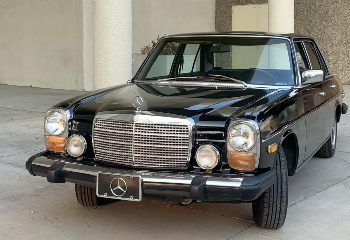 1974 mercedes-benz 280 sedan black rwd automatic w114