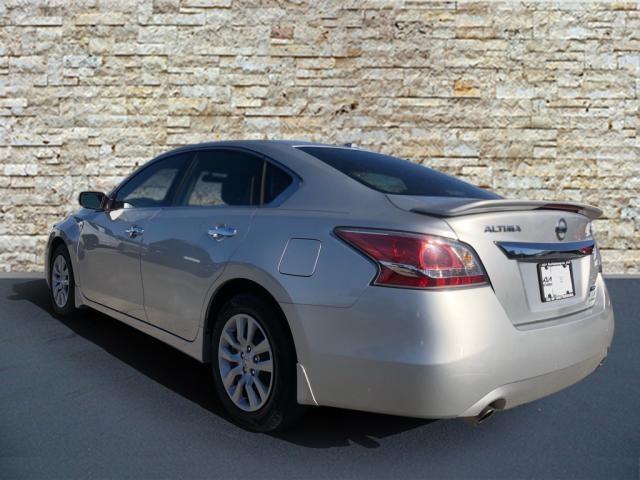 2014 nissan altima 2.5 s
