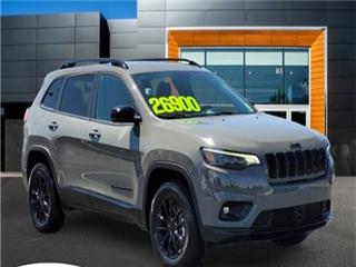 2023 Jeep Cherokee altitude lux