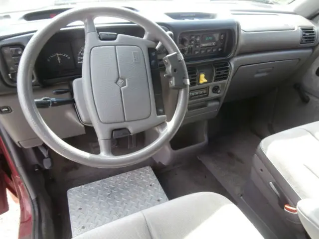 1994 dodge grand caravan se wheel chair lift handicapped access low reserve