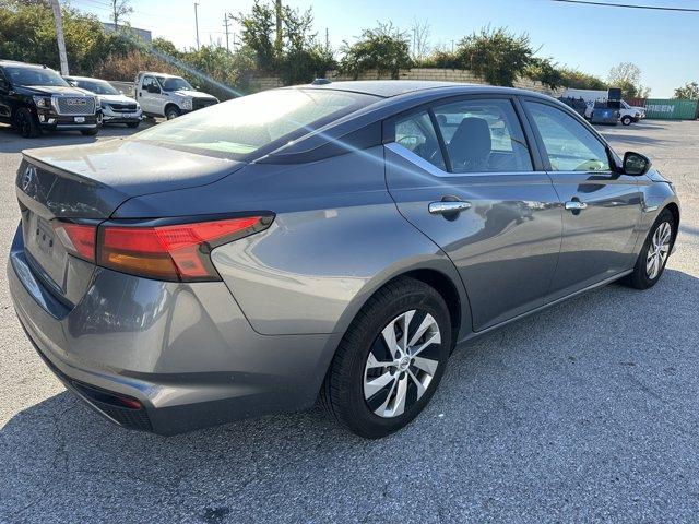 2019 nissan altima 2.5 s