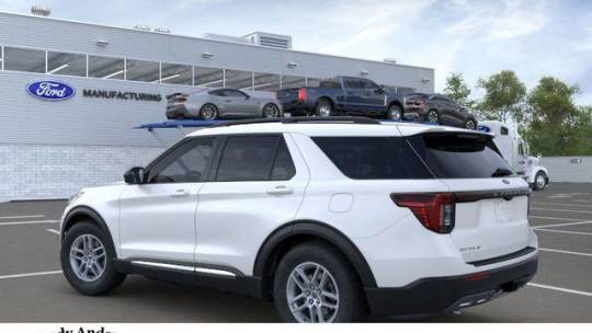 2025 Ford Explorer active