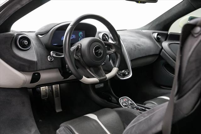 2017 mclaren 570gt base