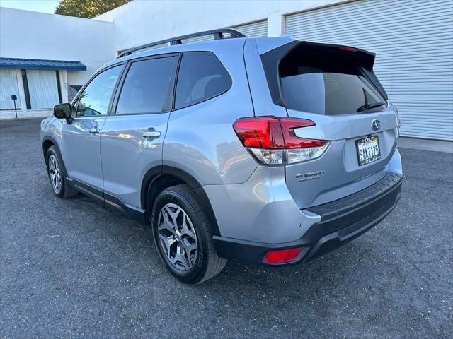 2022 subaru forester premium