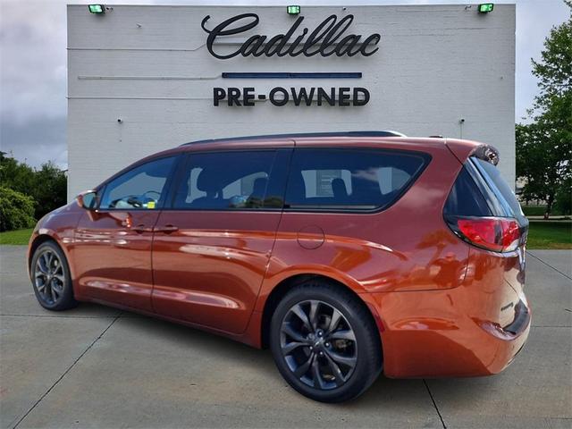 2018 chrysler pacifica touring plus