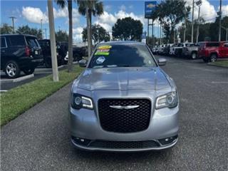 2015 Chrysler 300 s