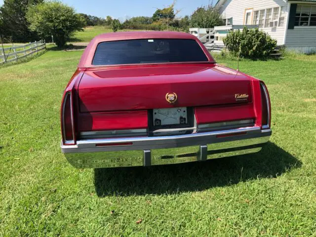 1993 cadillac fleetwood brougham sedan