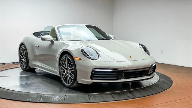 2022 porsche 911 carrera