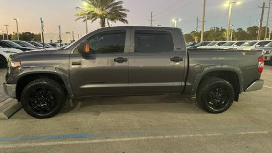 2018 toyota tundra sr5