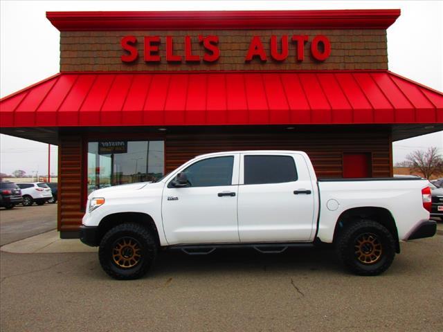 2014 toyota tundra sr5