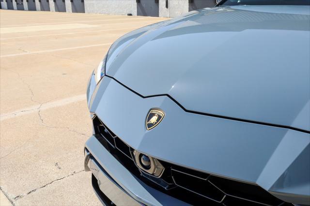 2021 lamborghini urus