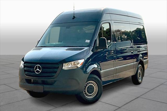 2024 mercedes-benz sprinter 2500 standard roof