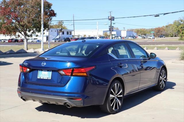2021 nissan altima sr fwd