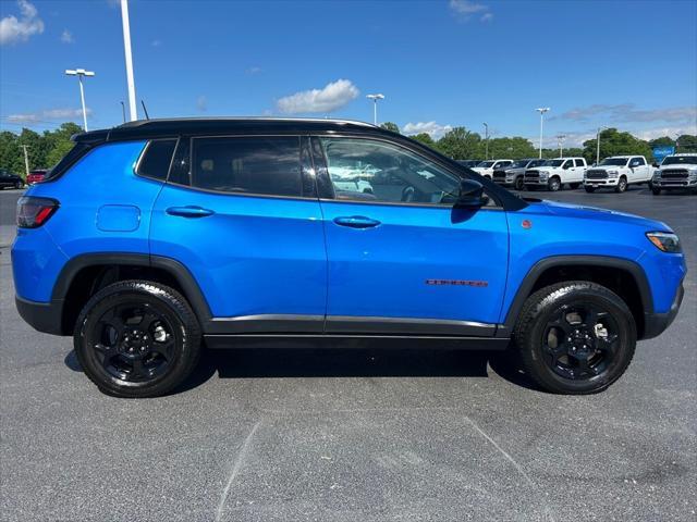 2023 jeep compass trailhawk