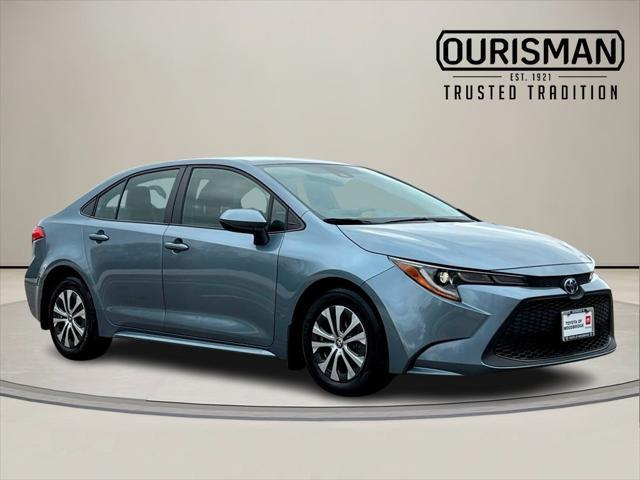 2022 toyota corolla hybrid le