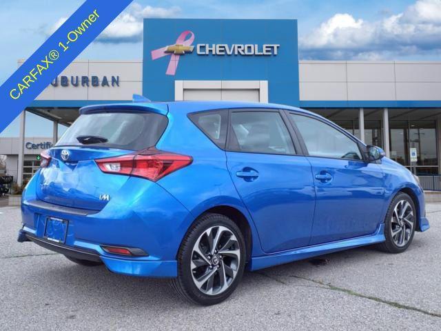 2018 toyota corolla im base