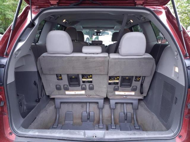 2018 toyota sienna xle