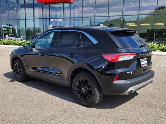 2021 ford escape se