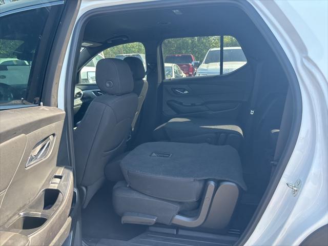 2023 chevrolet traverse lt cloth
