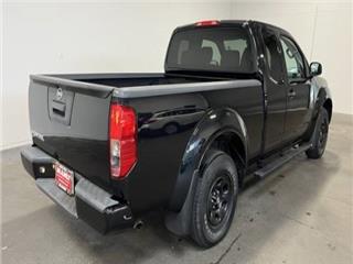 2019 Nissan Navara (Frontier) s