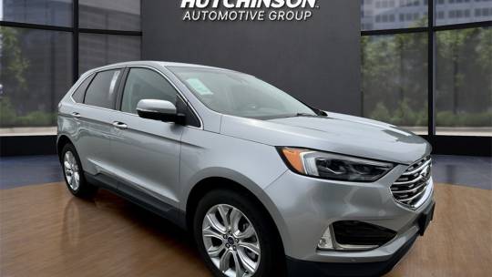 2022 Ford Edge titanium