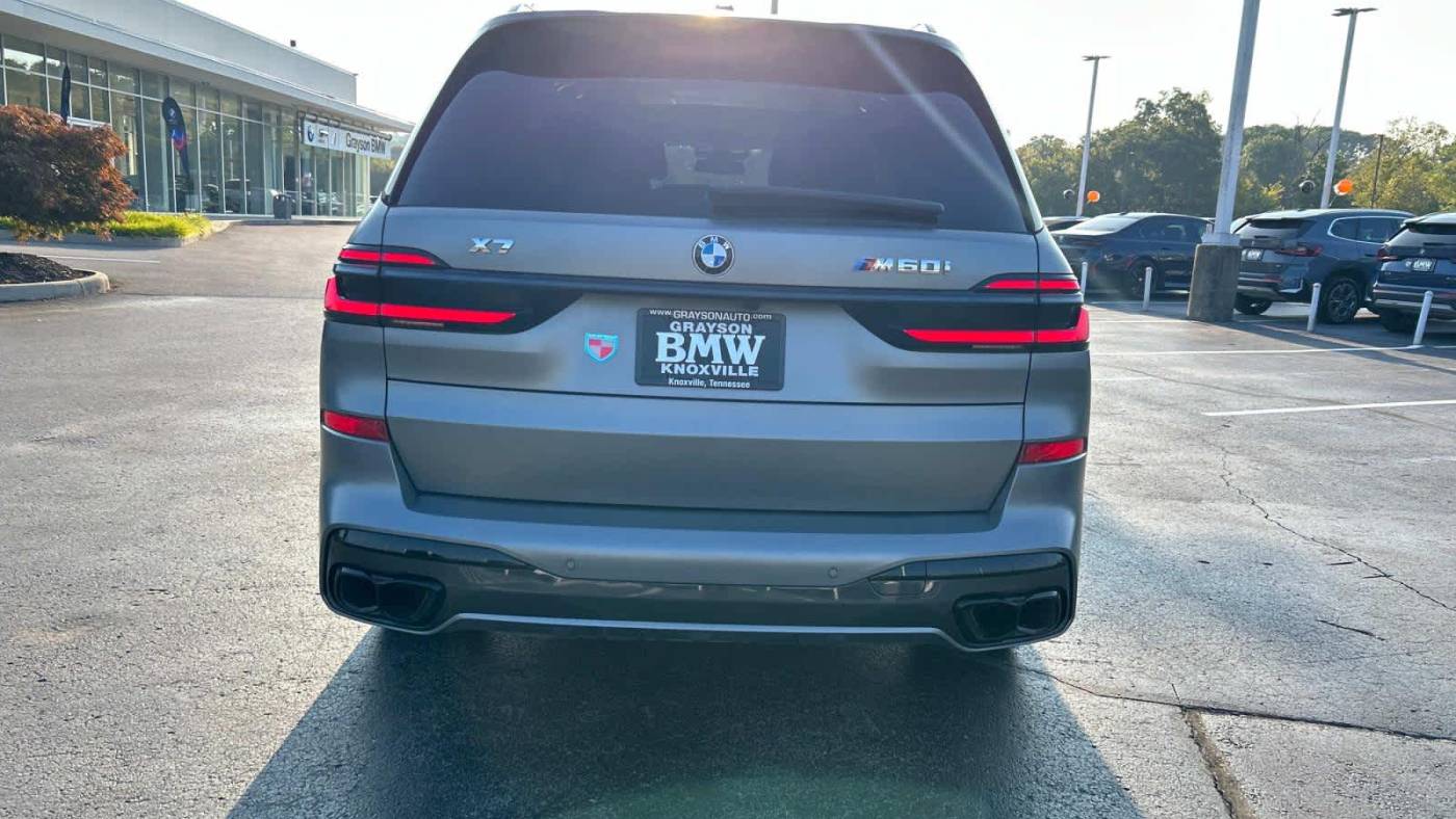 2024 bmw x7 m60i