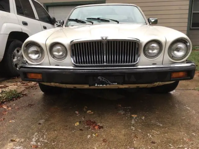 white 1986 jaguar xj xj6 vanden plas classic car