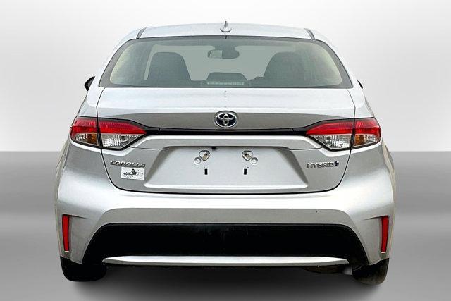 2022 toyota corolla hybrid le