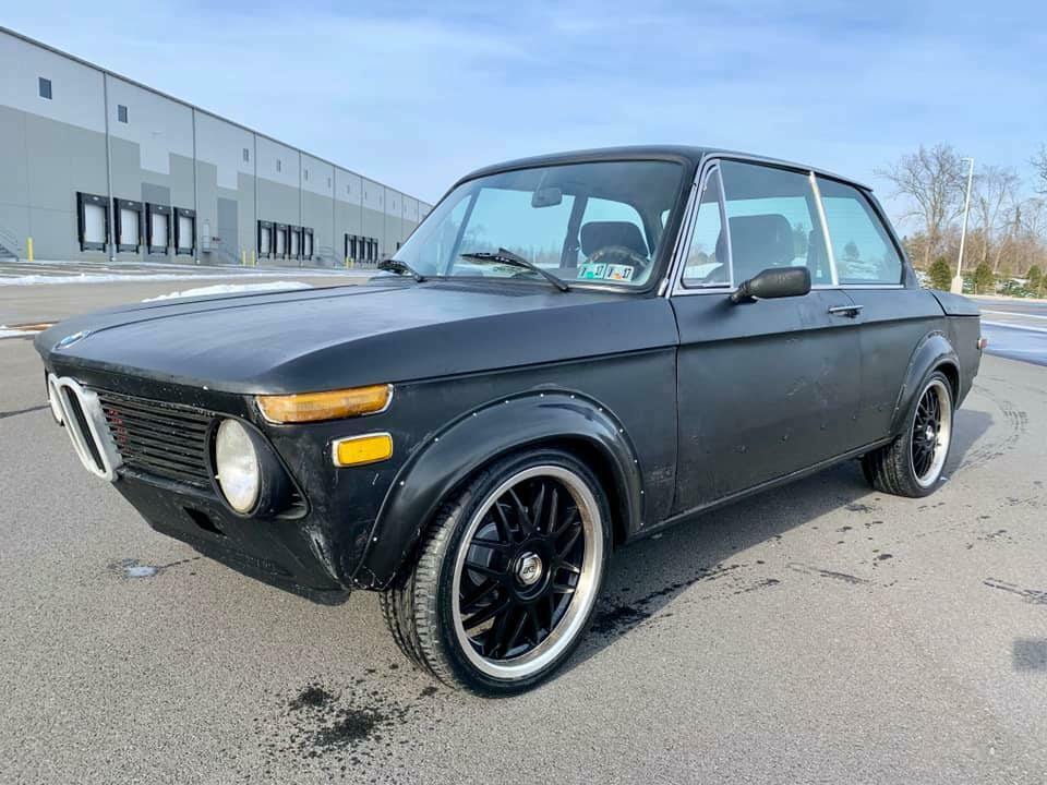 1975 bmw 2002 4-speed w/ turbo flares, recaro seats, runs & drives. not tii