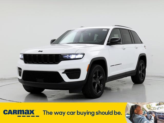 2023 jeep grand cherokee altitude