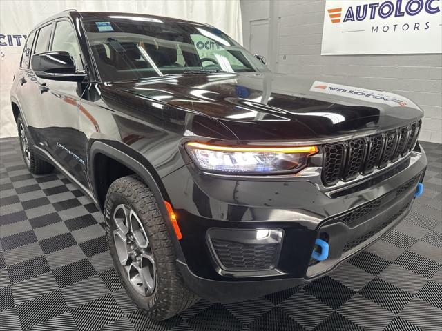2022 jeep grand cherokee 4xe trailhawk