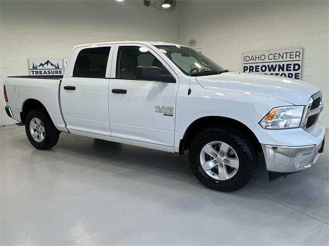 2022 ram 1500 classic slt