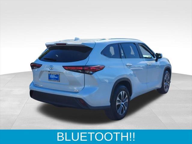 2023 toyota highlander xle