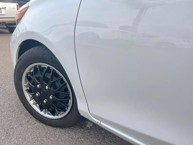 2014 toyota yaris le