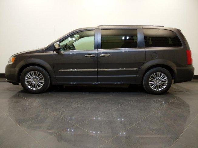 2016 chrysler touring-l for sale in manor, delaware