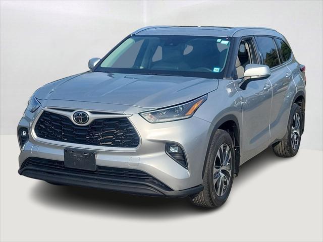 2021 toyota highlander xle