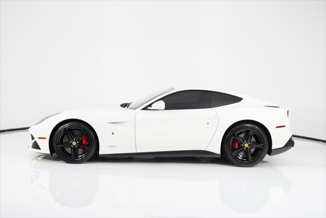 2015 ferrari f12berlinetta base