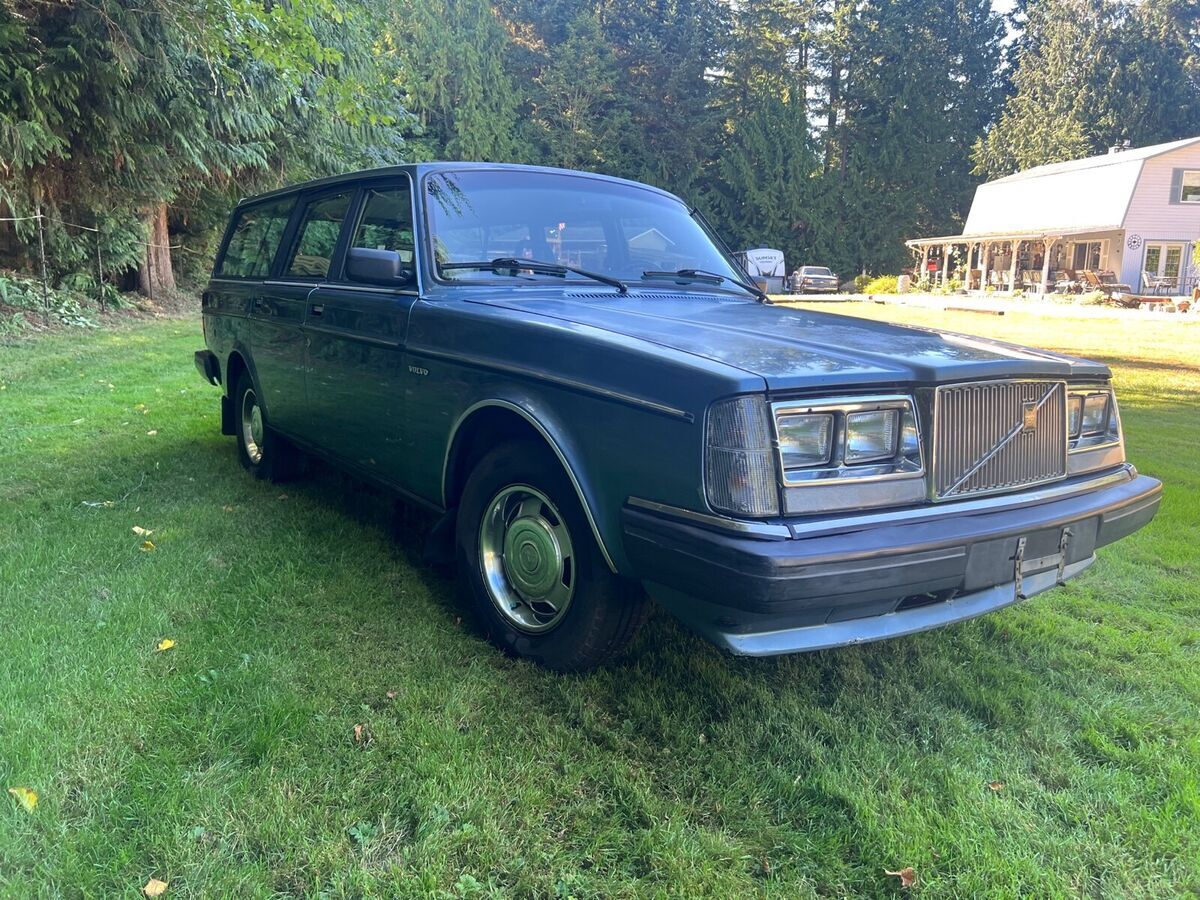 1985 volvo 245 wagon blue rwd automatic dl