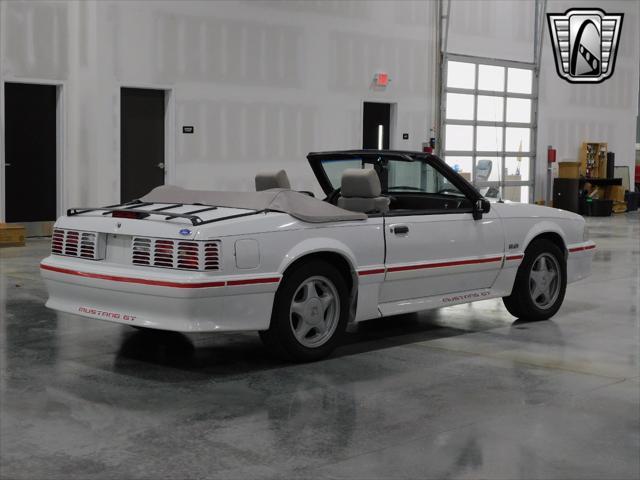 1990 ford mustang gt