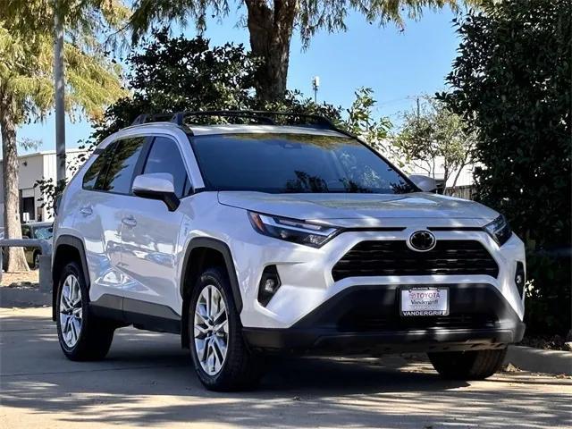 2023 toyota rav4 xle