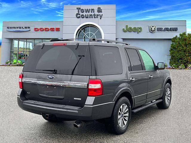 2017 ford expedition xlt