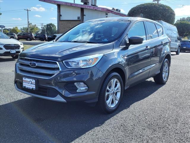 2019 ford escape se