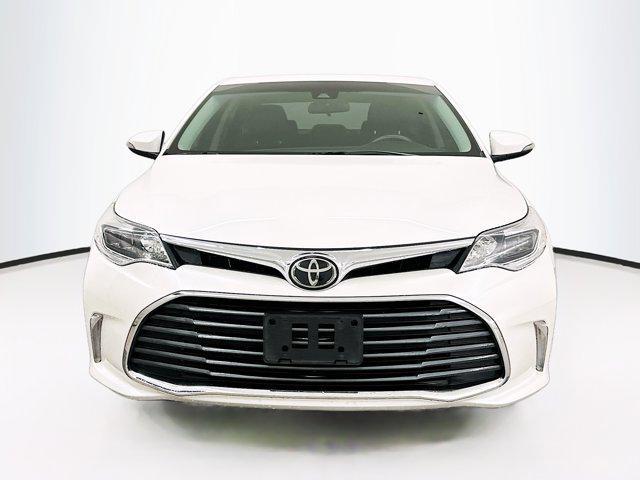 2018 toyota avalon xle
