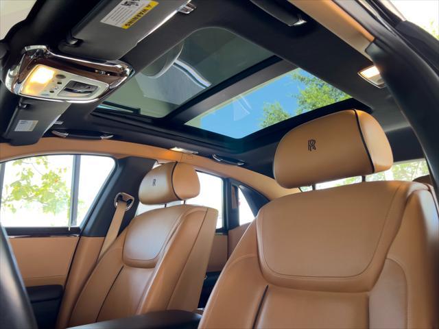 2015 rolls-royce ghost sedan