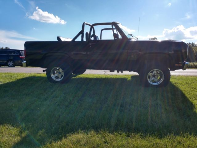 1979 dodge ramcharger 4x4 last year to go completely topless! convertible!