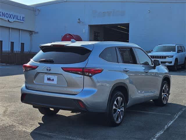 2021 toyota highlander hybrid xle