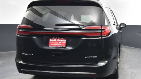 2022 chrysler pacifica limited