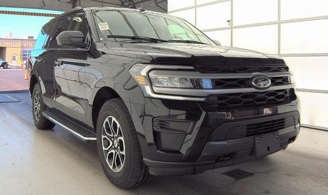2023 ford expedition xlt