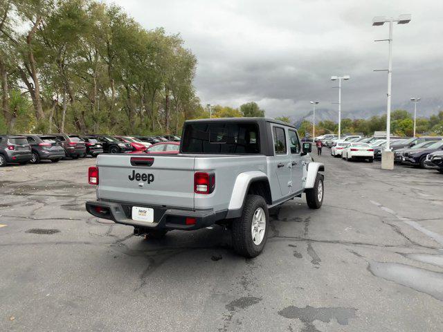 2023 jeep gladiator sport s
