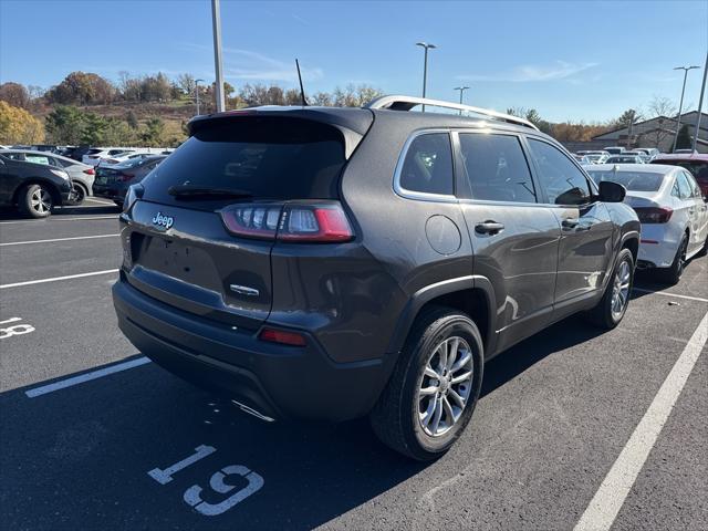 2021 jeep cherokee latitude lux